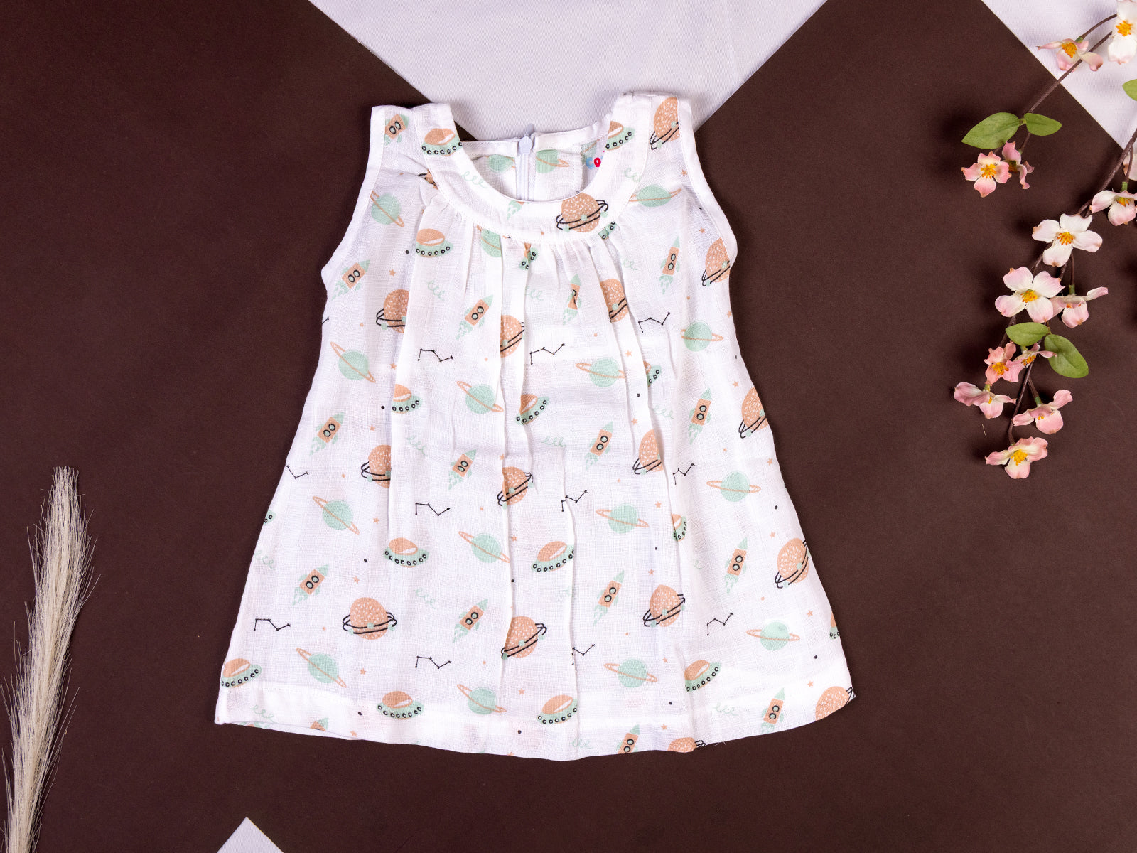 Planet printed - Sleeveless Frock