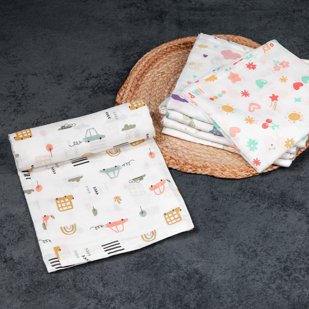 Delightful Cityscape - Premium Cotton Muslin Towels (75 cm x 150 cm)