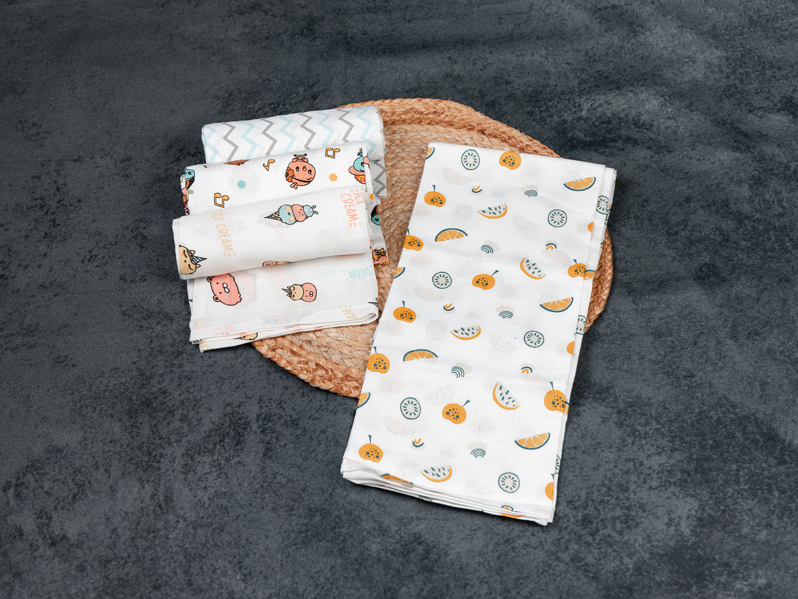 Fresh Fruits - Premium Cotton Muslin Towels (70 cm x 70 cm)