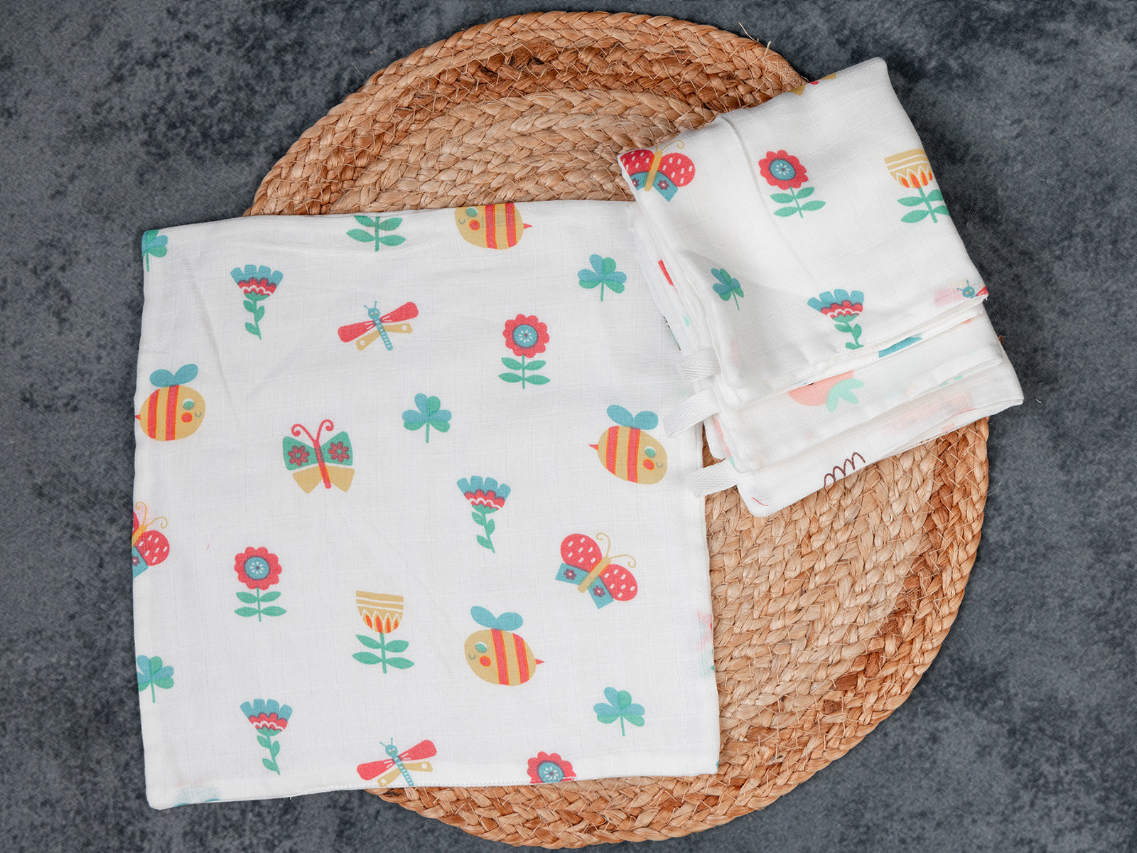 CHEERING GARDEN PARTY DESIGN