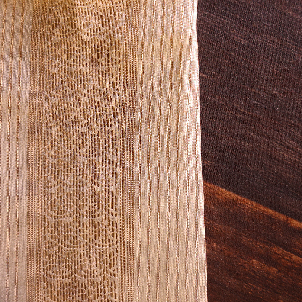 🤍 Monga Silk Dhoti with Floral Vine Zari Border