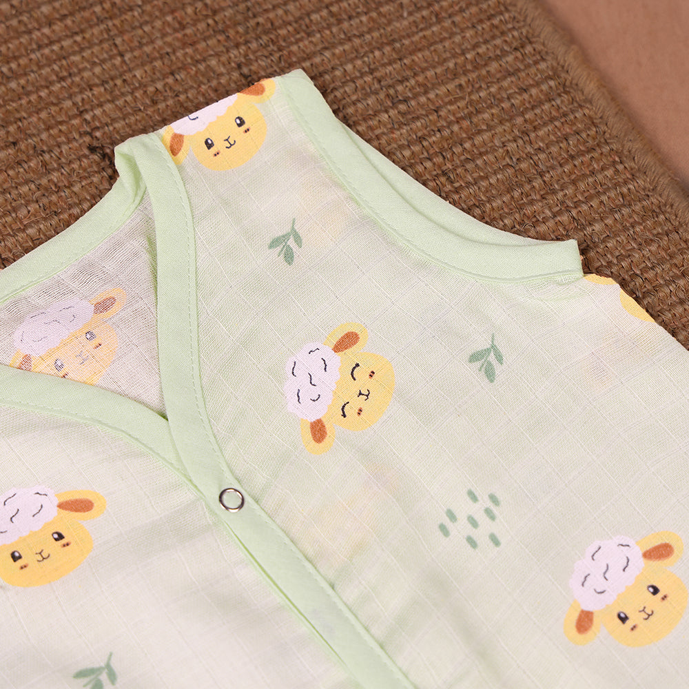 Cute Lamb Muslin Jabla – Mint Green