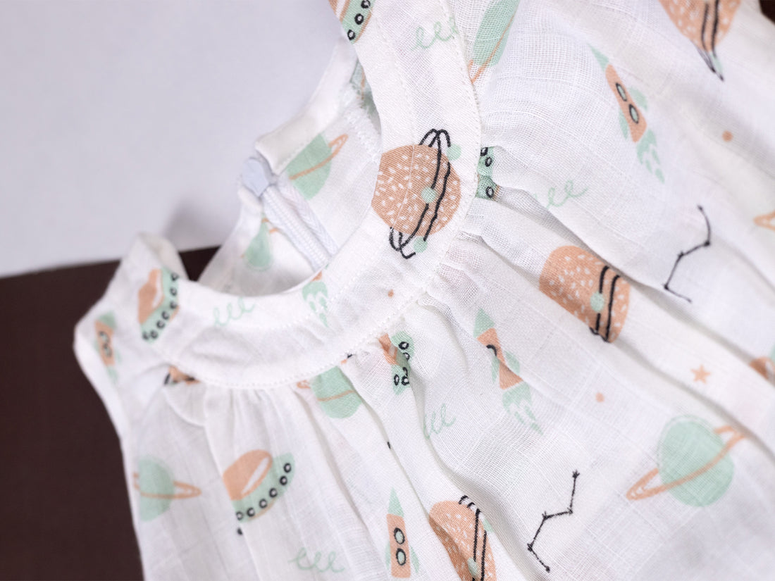 Planet printed - Sleeveless Frock