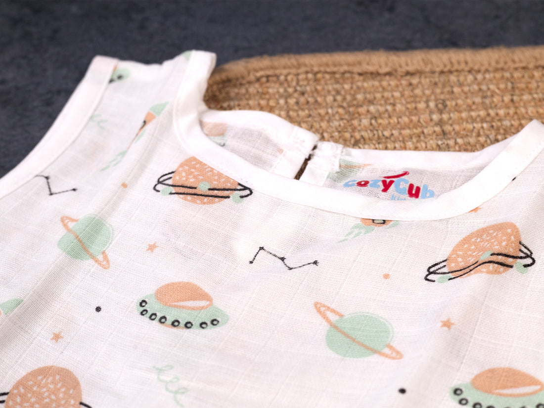 Globe - Sleeveless Button Frock