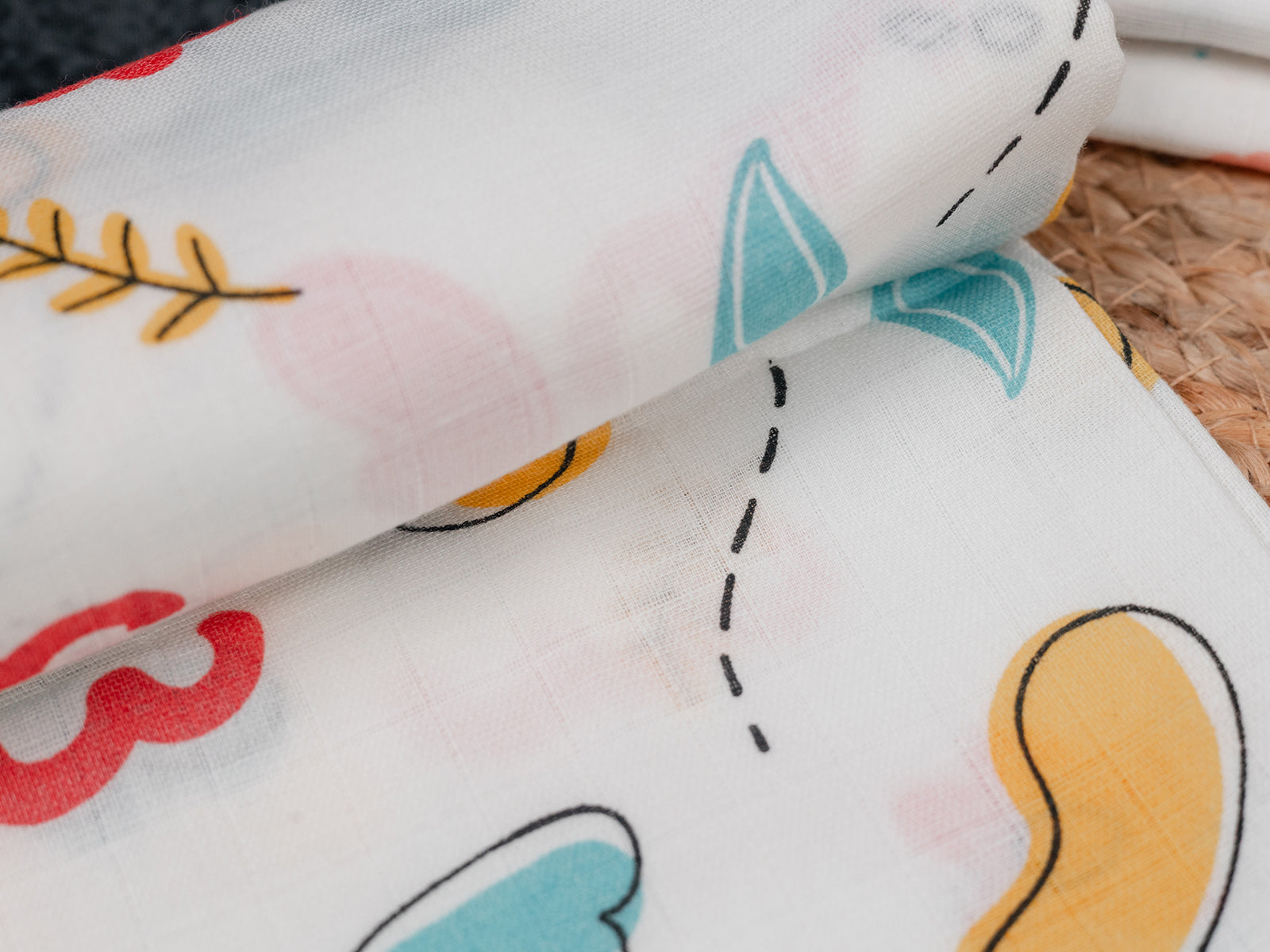 Abstract Bloom -  Premium Cotton Muslin Towels (75 cm x 150 cm)