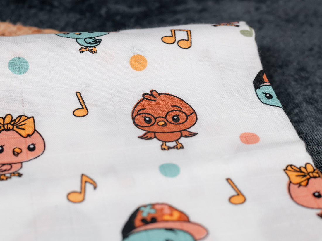 Woodland Symphony - Premium Cotton Muslin Towels (70 cm x 70 cm)