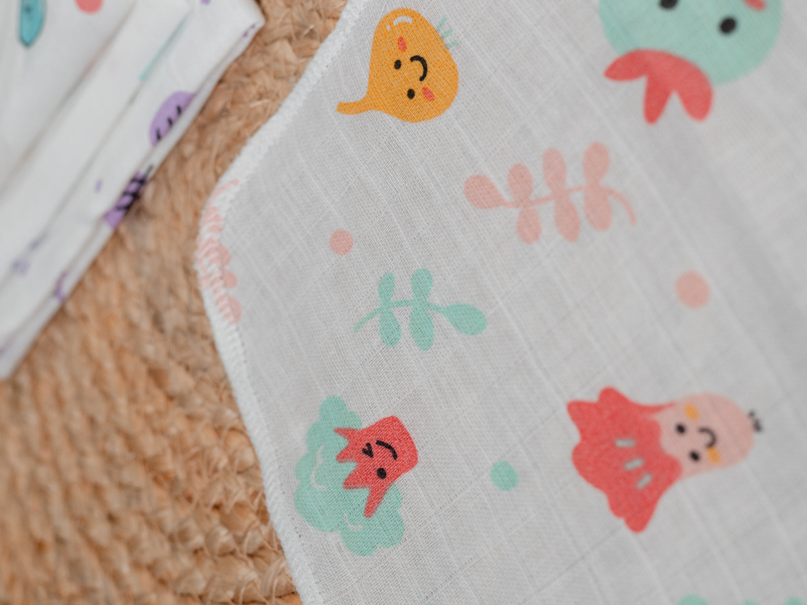 SMILING VEGETABLES AND FRUITS